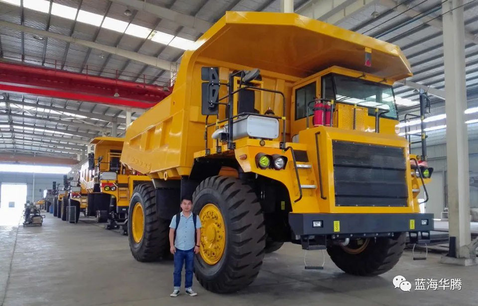 Большой Mac Mining Truck, который может генерировать электричество и зарабатывать деньги